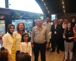 Mustafa Necati lkokulu 3-B snf Anneler gnn kutlad